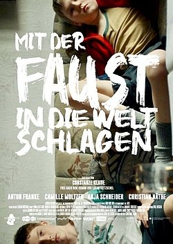 Filmplakat des Films GEW präsentiert: Mit der Faust in die Welt schlagen